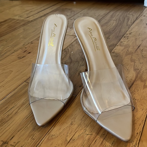 Like new PVC Heels sz 7.5 - Picture 2 of 6